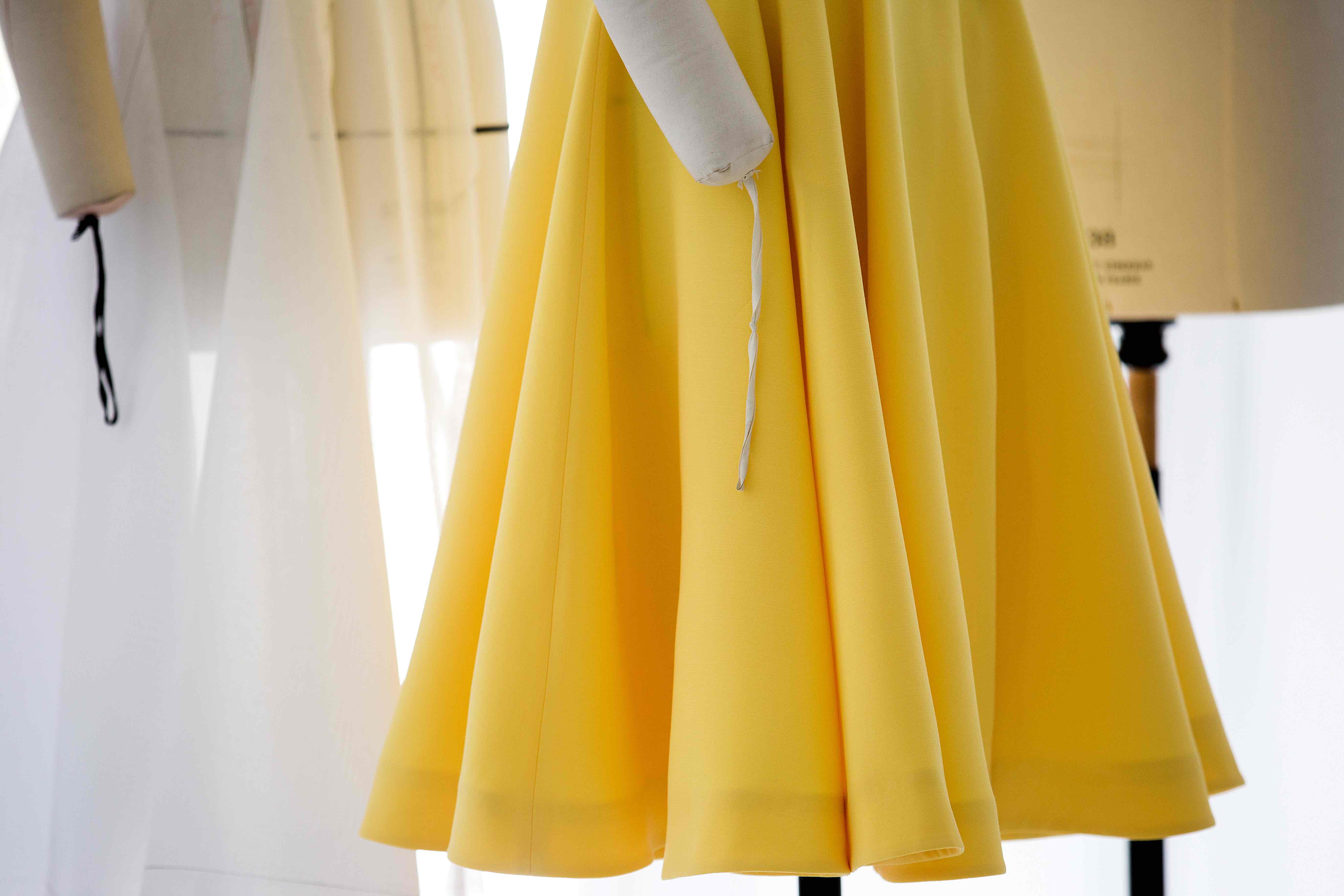 Dior_K.Dunst_Yellow_Img5